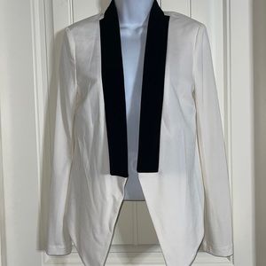 Sale! 🔥 NWT! BCBGeneration Jacket Size Small